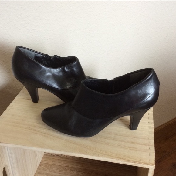 Arturo Chiang heeled booties - Picture 2 of 6